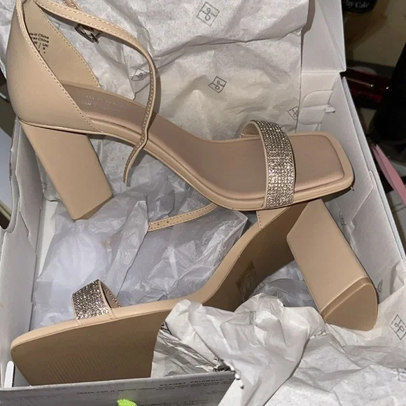 Call it Spring Nude Heels - Picture 3 of 4